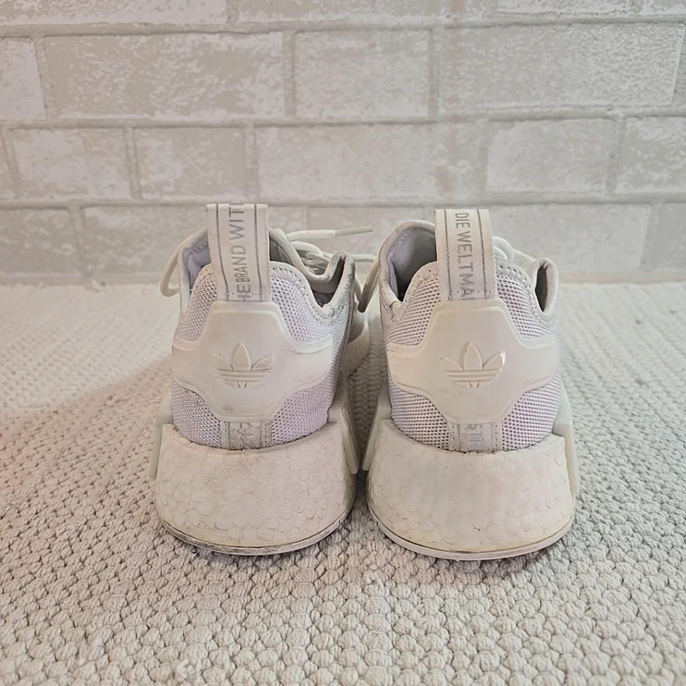 Adidas Originals NMD R1 Prime Blue Women’s White Shoes Size 9 GX8313 - Picture 6 of 13